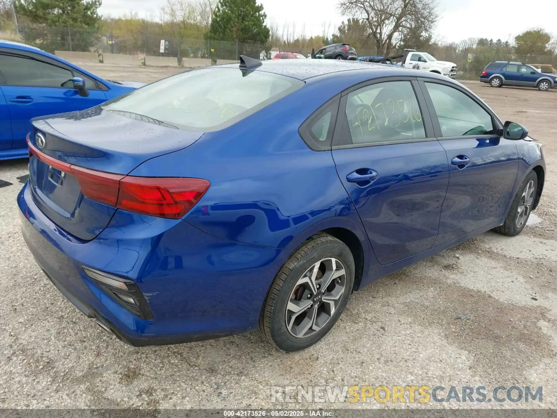 4 Photograph of a damaged car 3KPF24AD6KE114656 KIA FORTE 2019