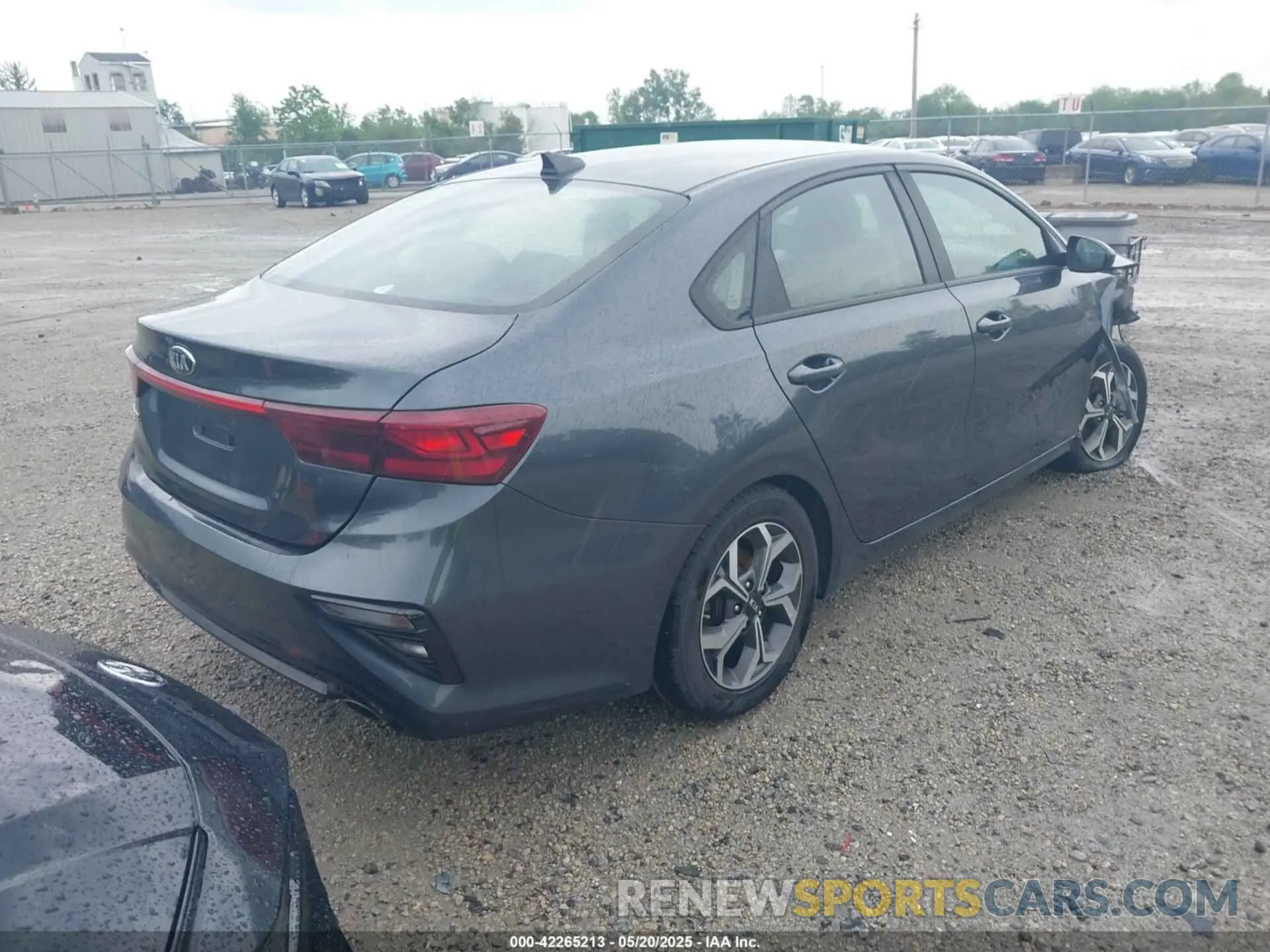 4 Фотография поврежденного автомобиля 3KPF24AD6KE125494 KIA FORTE 2019