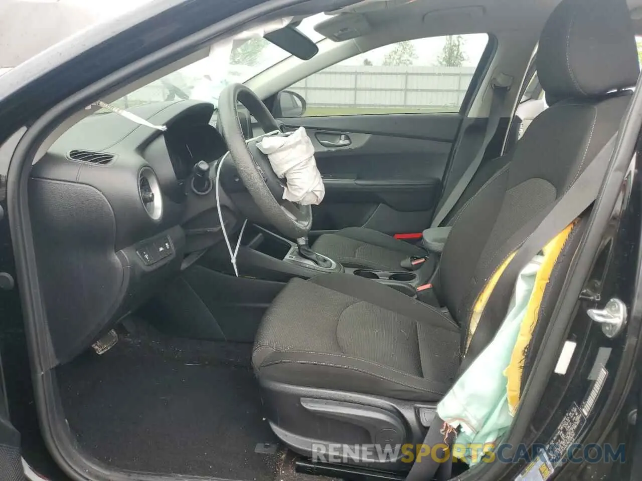 7 Photograph of a damaged car 3KPF24AD7KE006269 KIA FORTE 2019