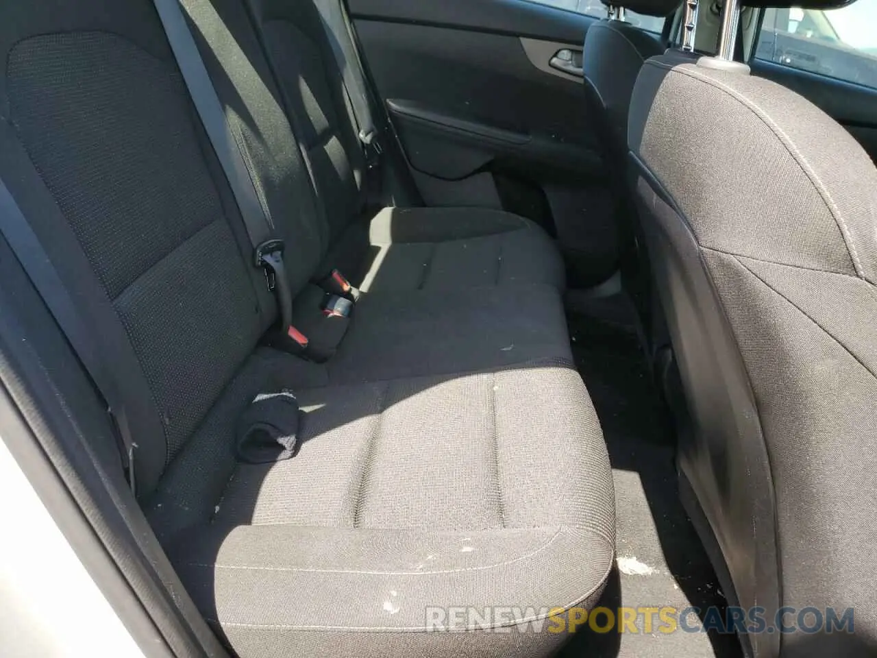 10 Photograph of a damaged car 3KPF24AD7KE008216 KIA FORTE 2019