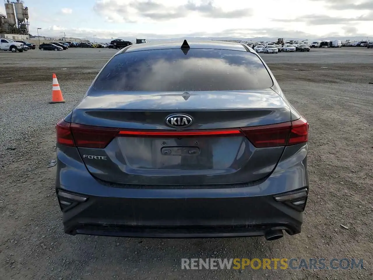 6 Фотография поврежденного автомобиля 3KPF24AD7KE035884 KIA FORTE 2019