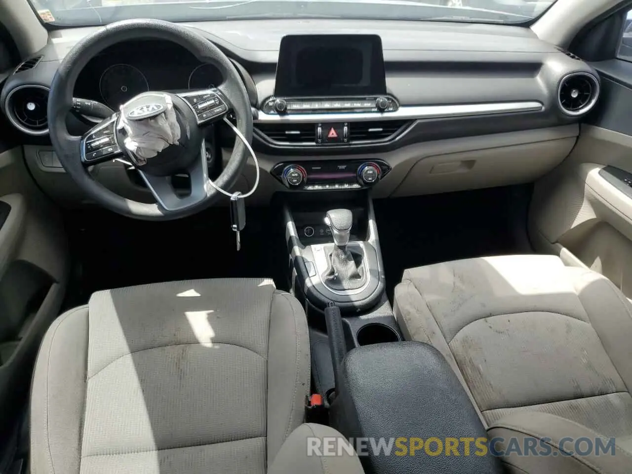 8 Фотография поврежденного автомобиля 3KPF24AD7KE035884 KIA FORTE 2019