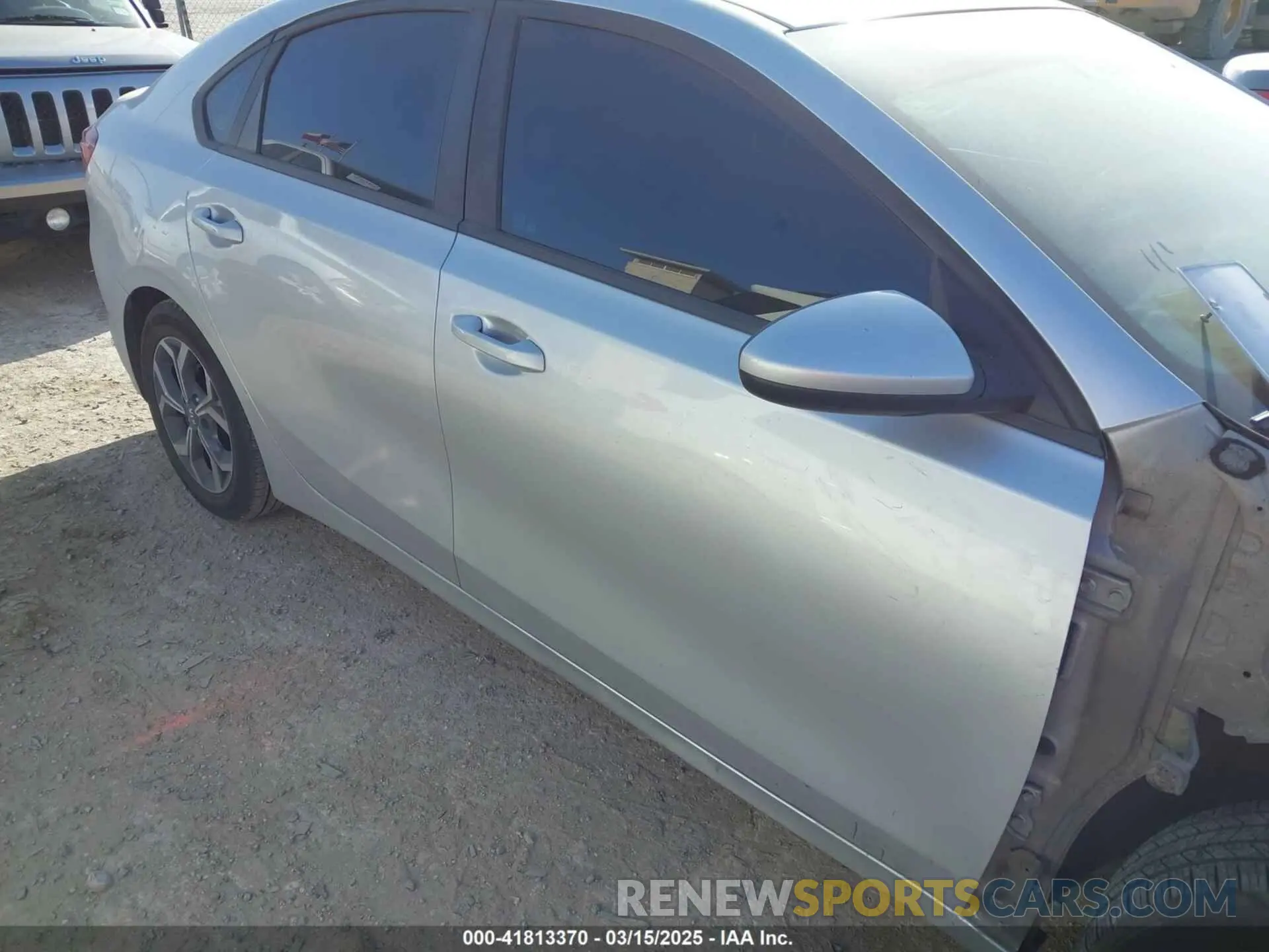 13 Фотография поврежденного автомобиля 3KPF24AD7KE059814 KIA FORTE 2019