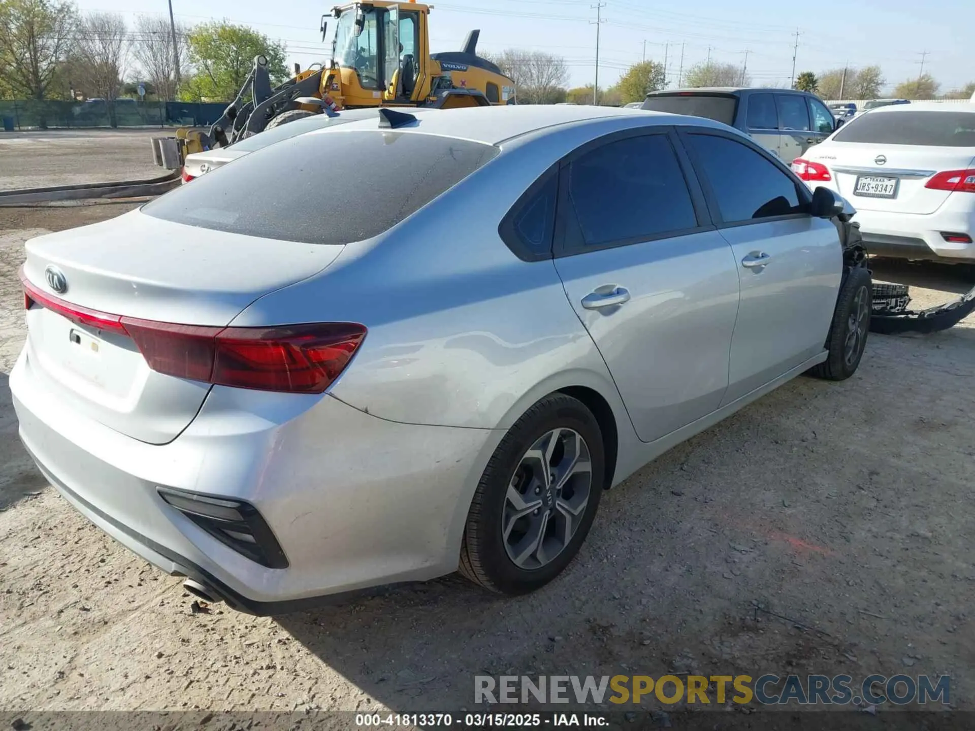 4 Фотография поврежденного автомобиля 3KPF24AD7KE059814 KIA FORTE 2019