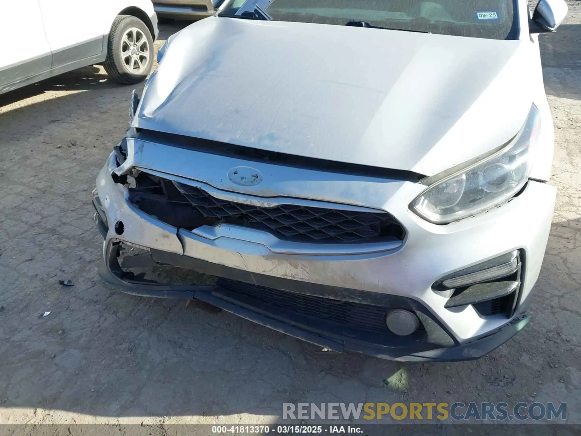6 Фотография поврежденного автомобиля 3KPF24AD7KE059814 KIA FORTE 2019