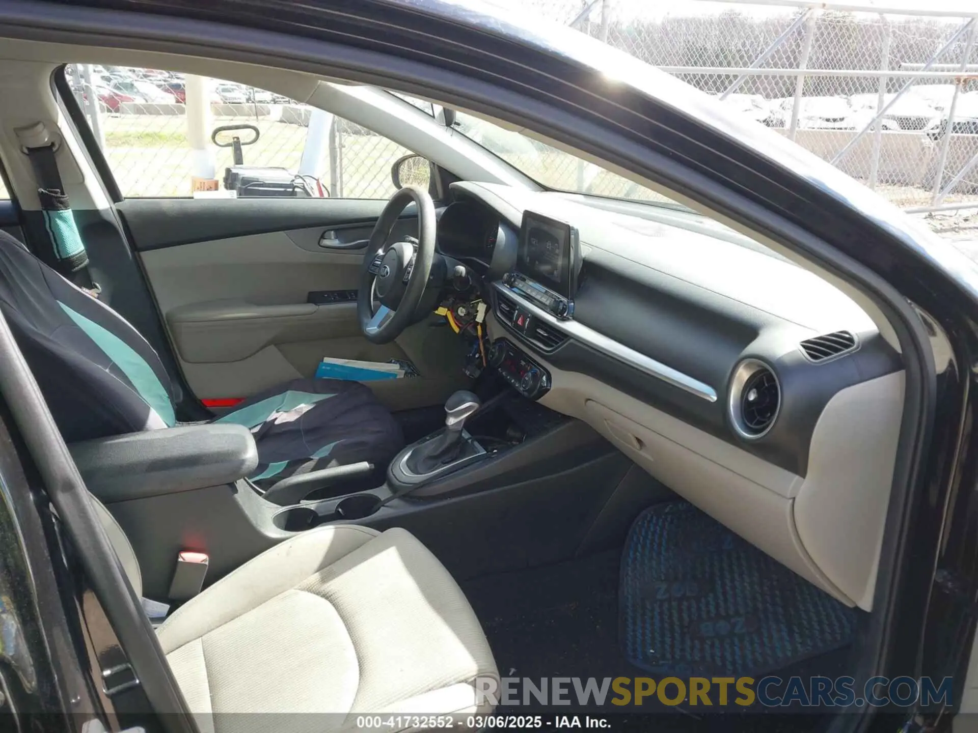 5 Photograph of a damaged car 3KPF24AD7KE066312 KIA FORTE 2019