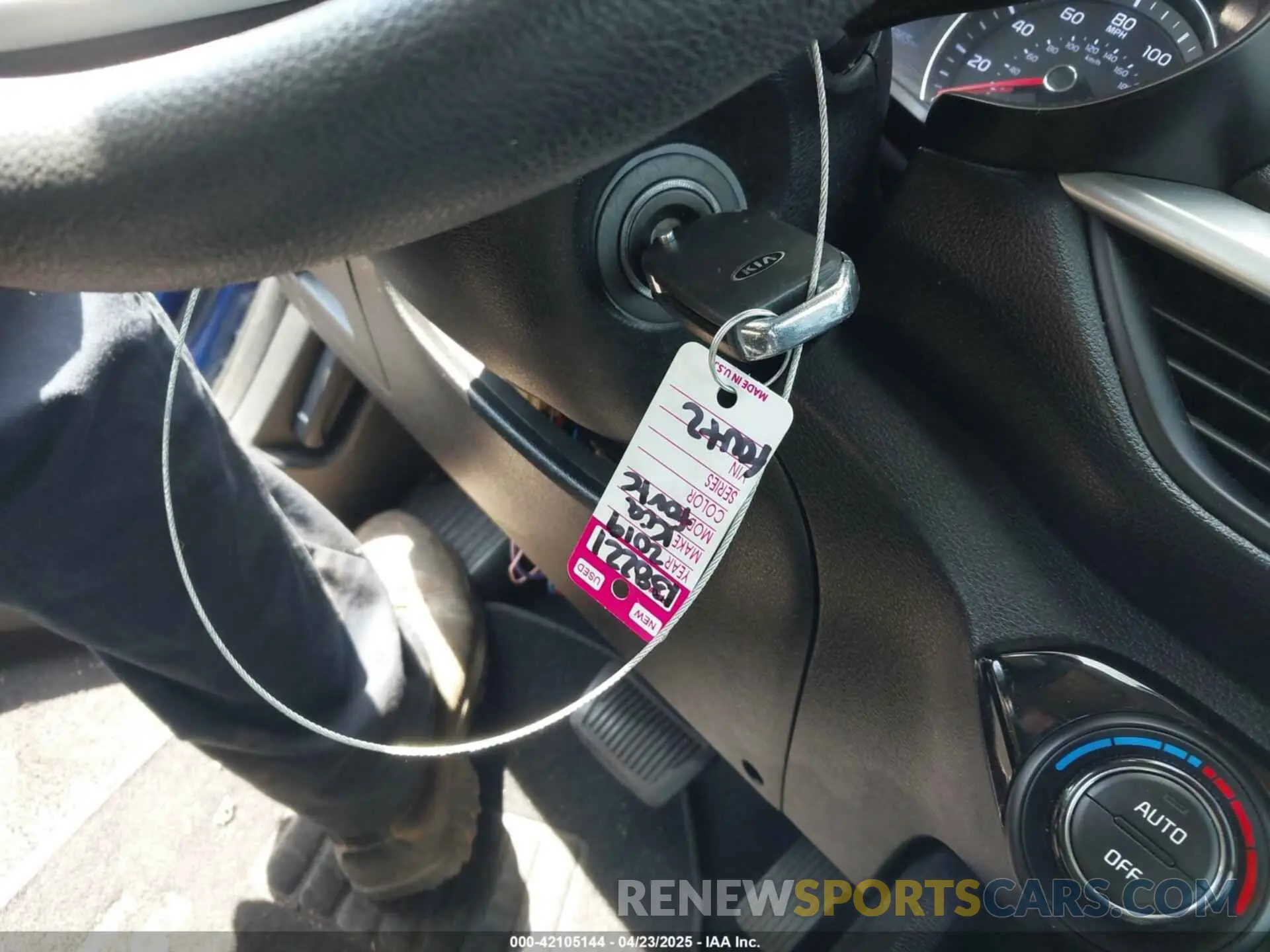 11 Photograph of a damaged car 3KPF24AD7KE083305 KIA FORTE 2019