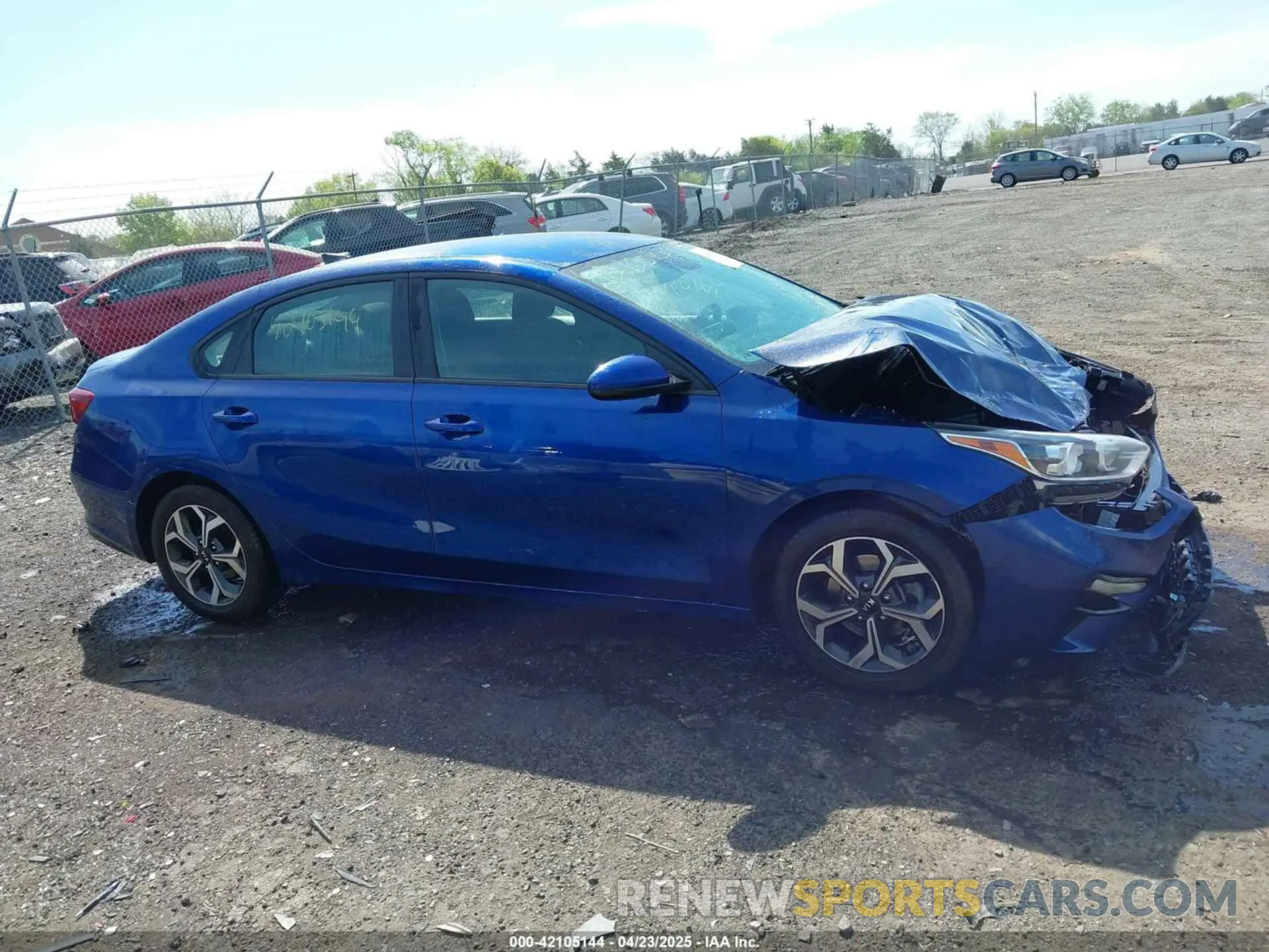 13 Photograph of a damaged car 3KPF24AD7KE083305 KIA FORTE 2019