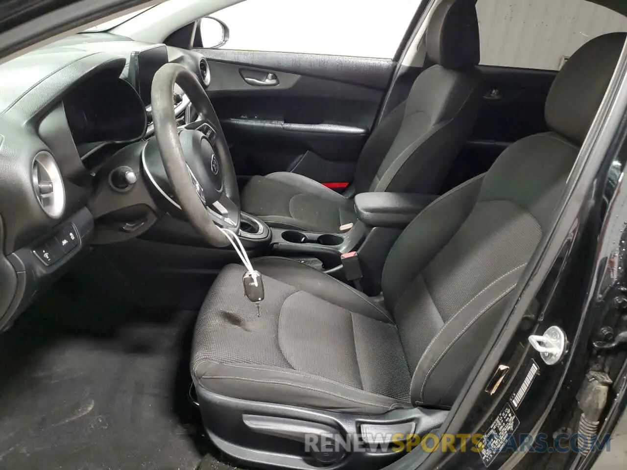 7 Фотография поврежденного автомобиля 3KPF24AD7KE136939 KIA FORTE 2019