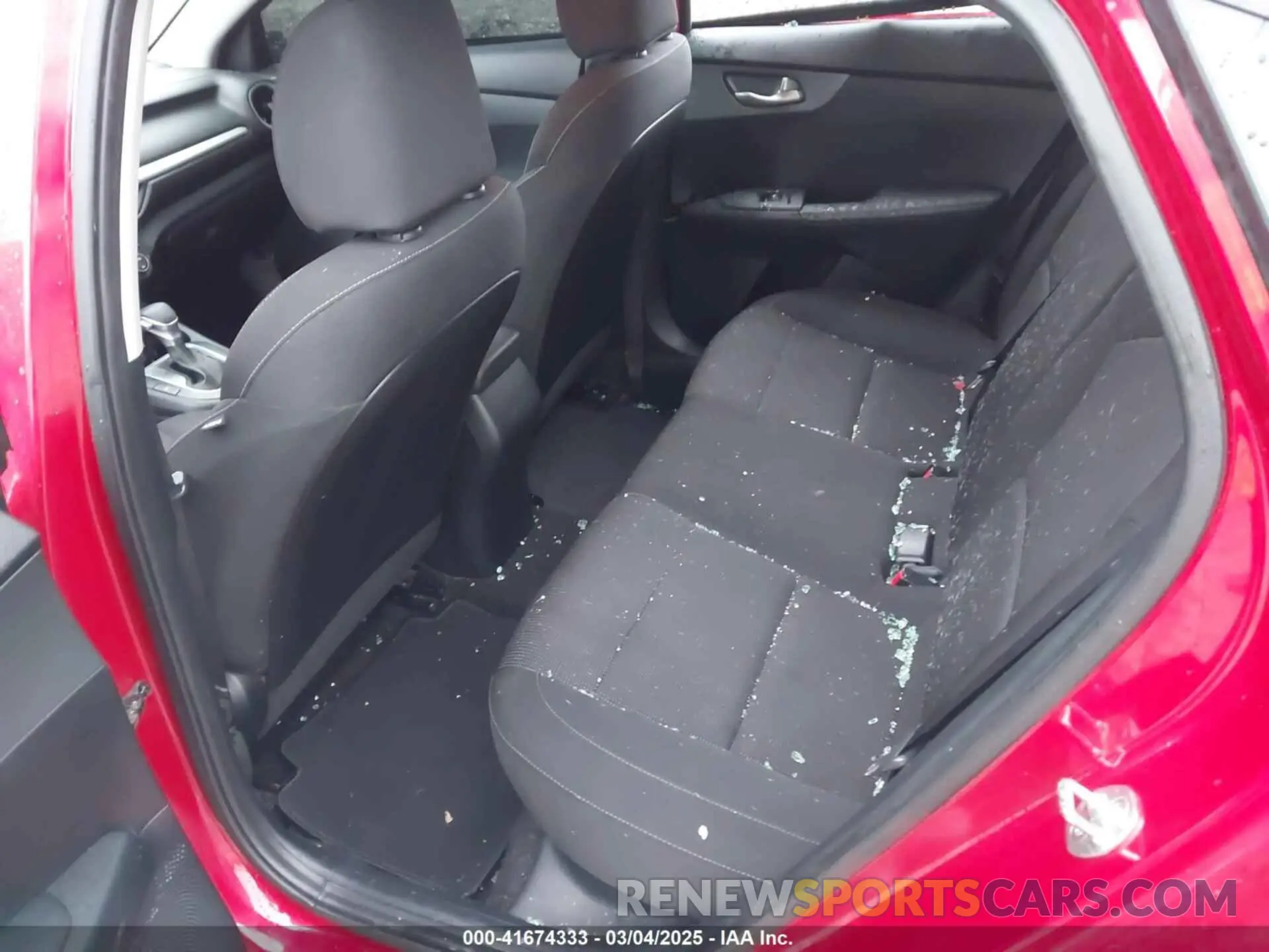 8 Фотография поврежденного автомобиля 3KPF24AD7KE138545 KIA FORTE 2019