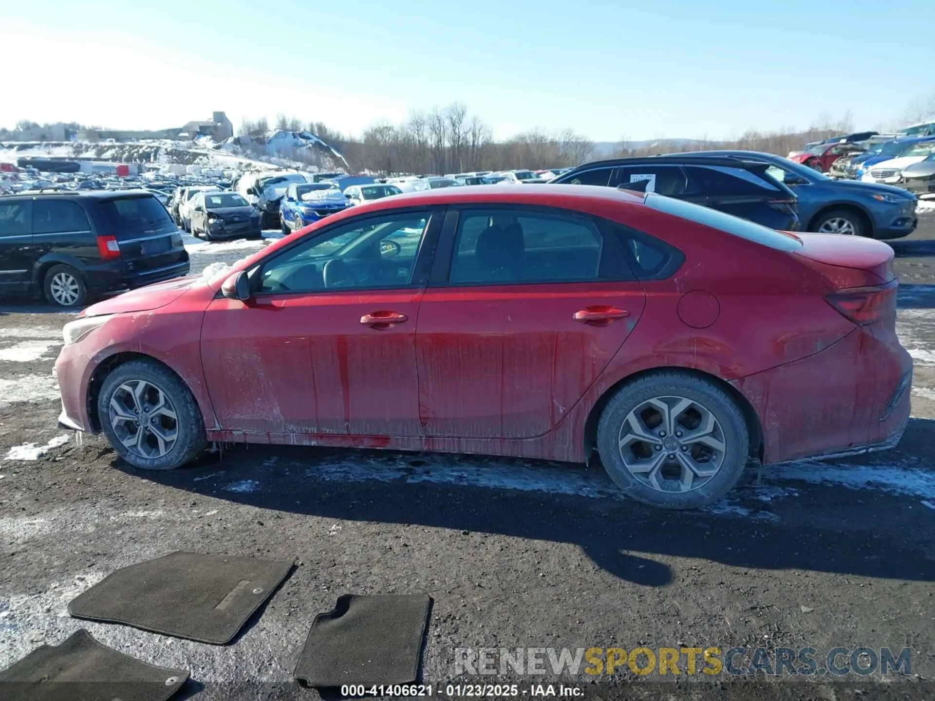 13 Photograph of a damaged car 3KPF24AD8KE022075 KIA FORTE 2019