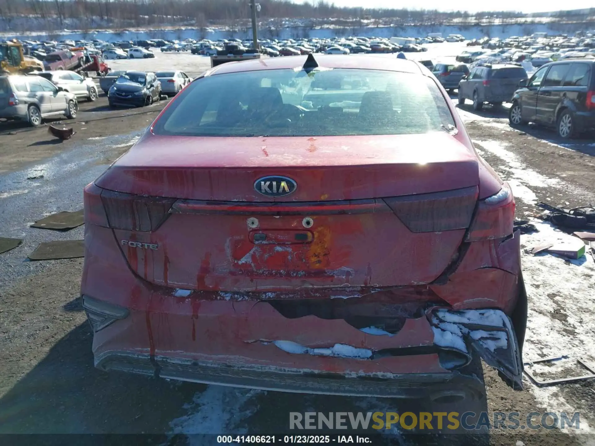 15 Photograph of a damaged car 3KPF24AD8KE022075 KIA FORTE 2019