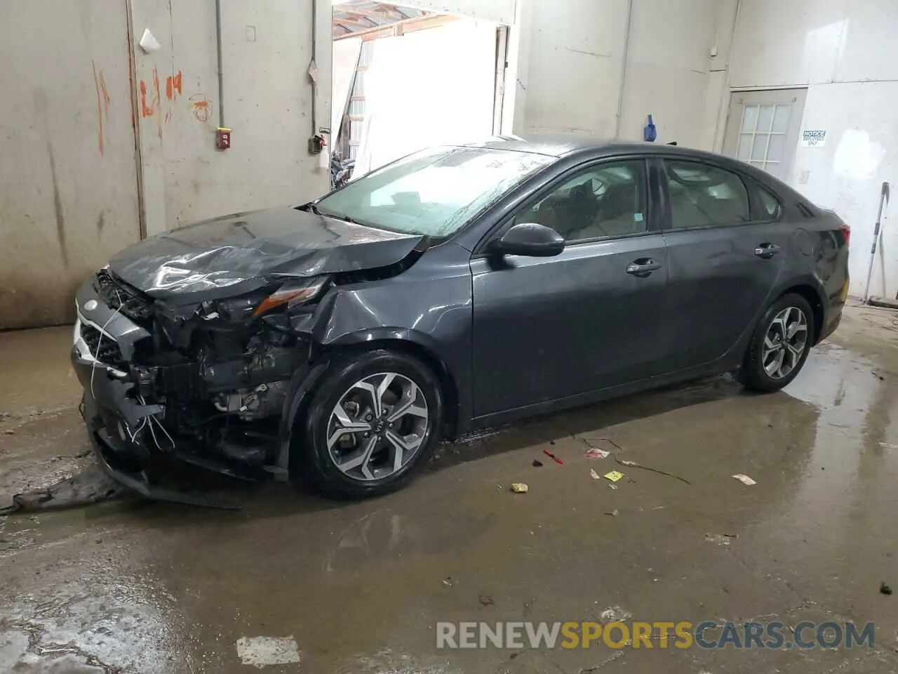 1 Photograph of a damaged car 3KPF24AD8KE029785 KIA FORTE 2019