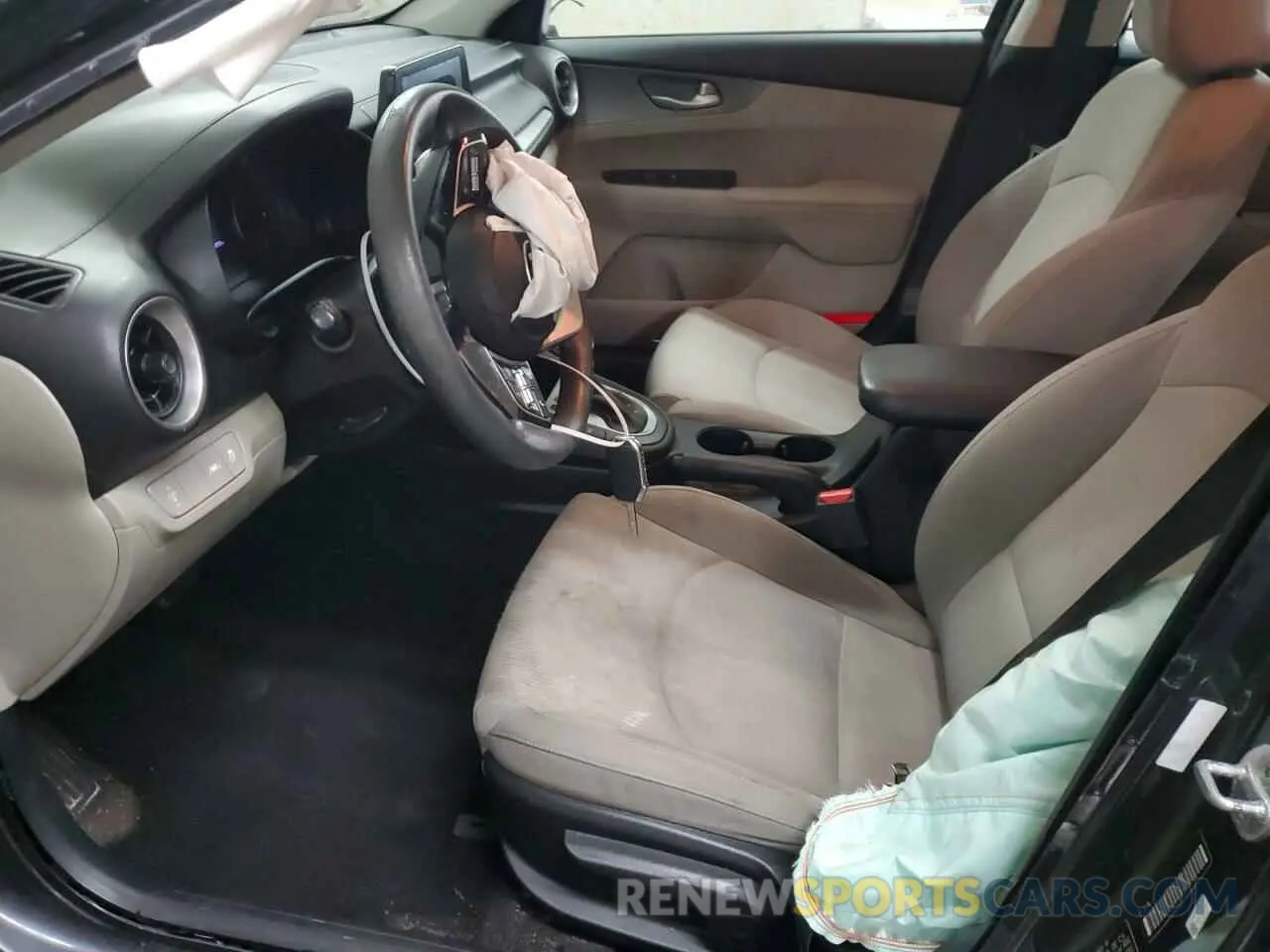 7 Photograph of a damaged car 3KPF24AD8KE029785 KIA FORTE 2019