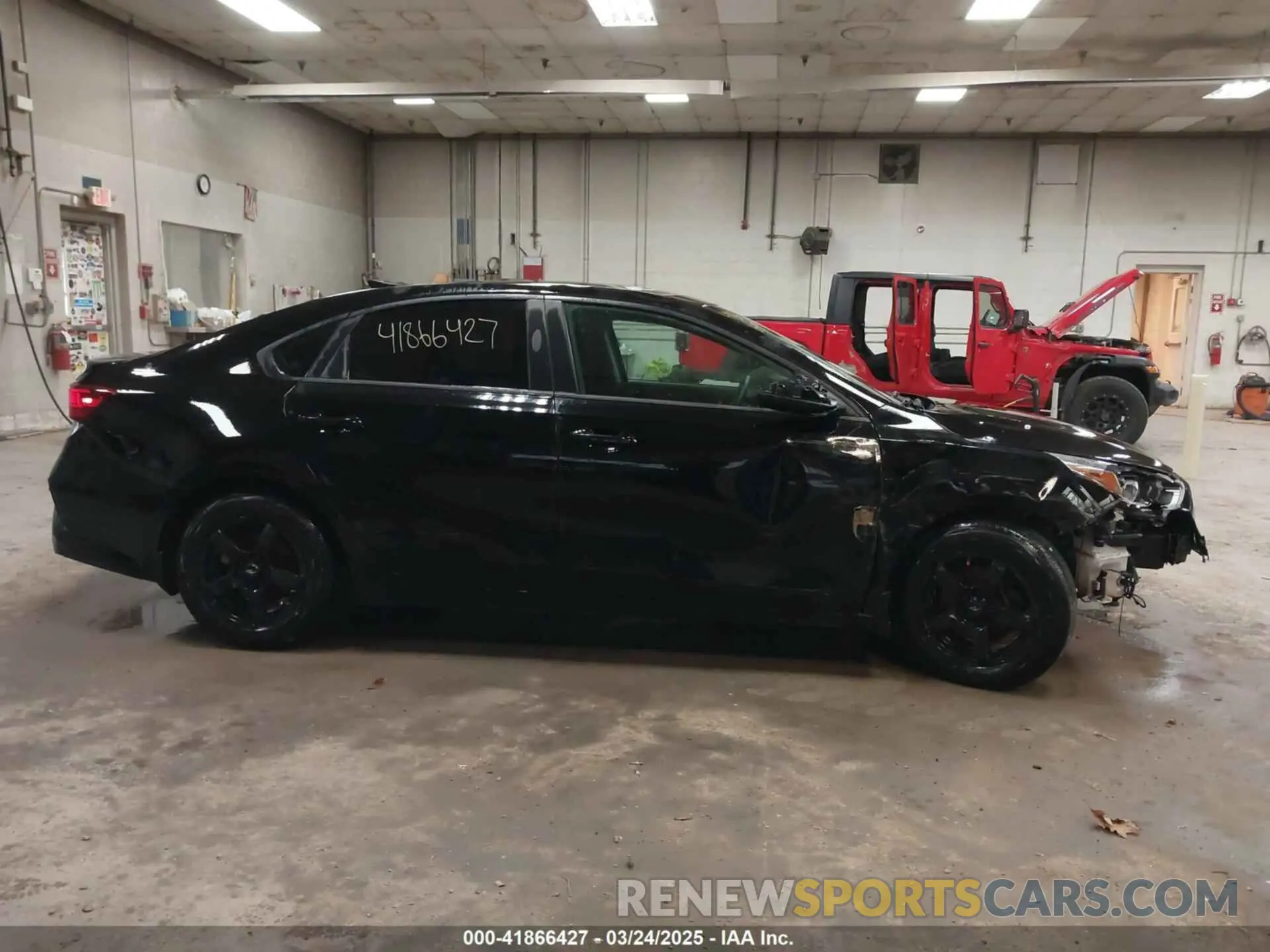 12 Photograph of a damaged car 3KPF24AD8KE051981 KIA FORTE 2019