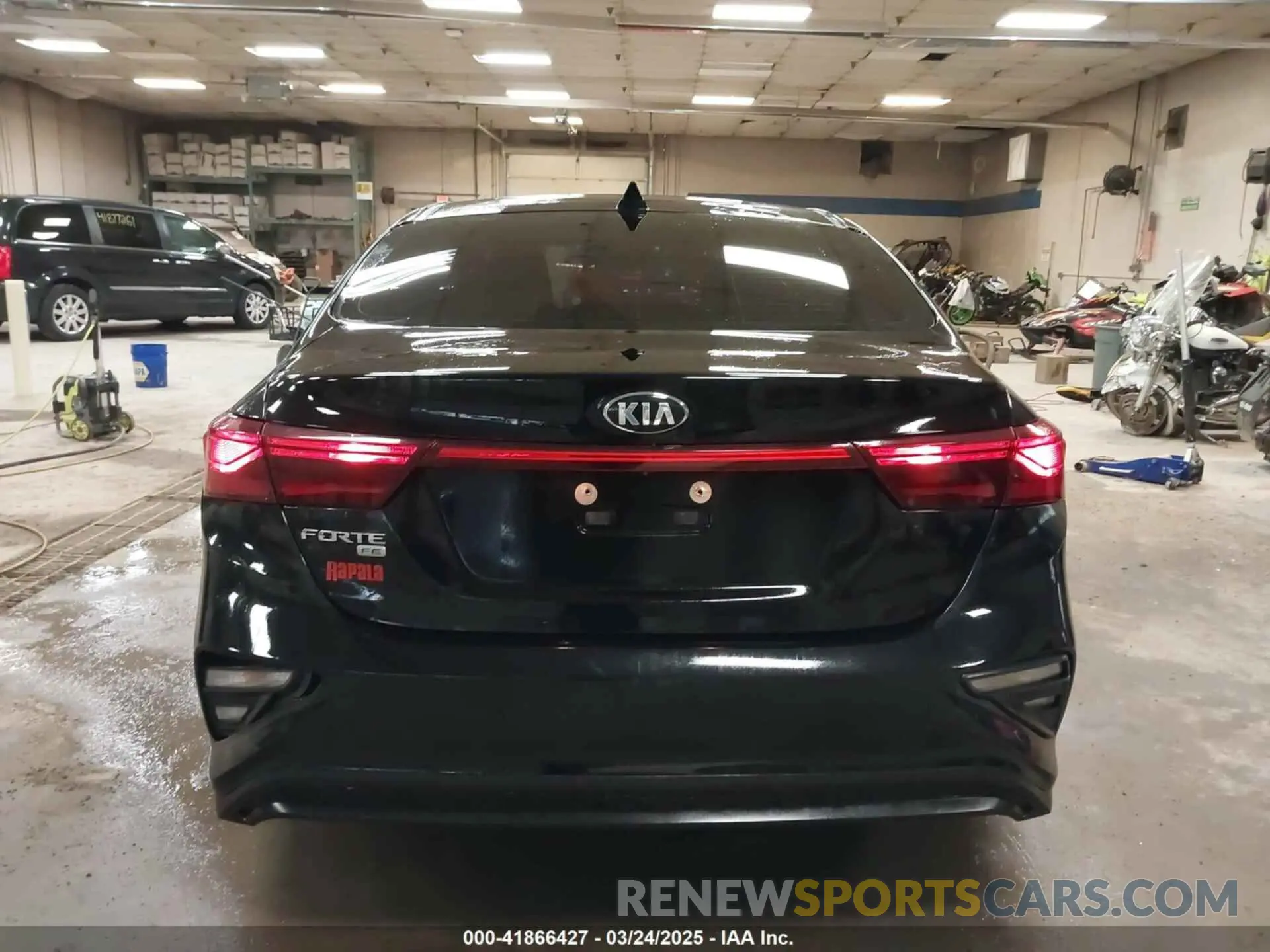 15 Photograph of a damaged car 3KPF24AD8KE051981 KIA FORTE 2019