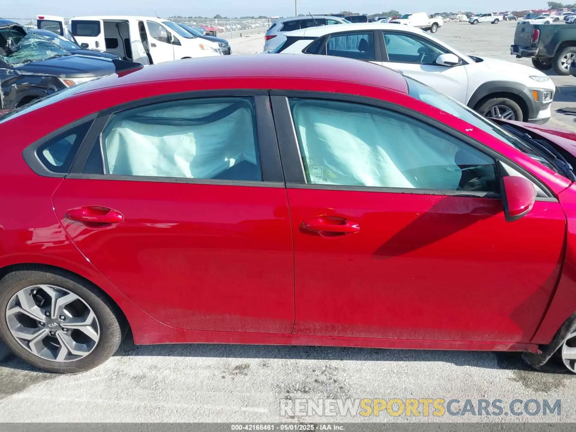 13 Фотография поврежденного автомобиля 3KPF24AD8KE068313 KIA FORTE 2019