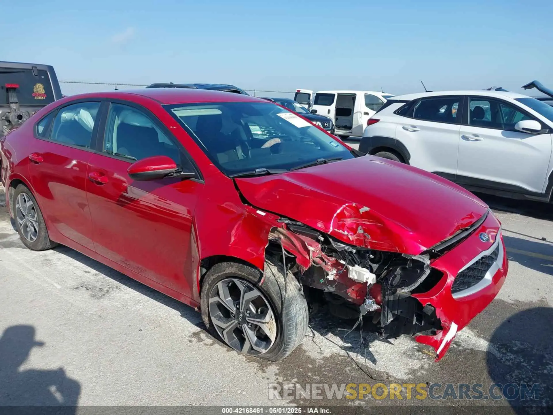 6 Фотография поврежденного автомобиля 3KPF24AD8KE068313 KIA FORTE 2019