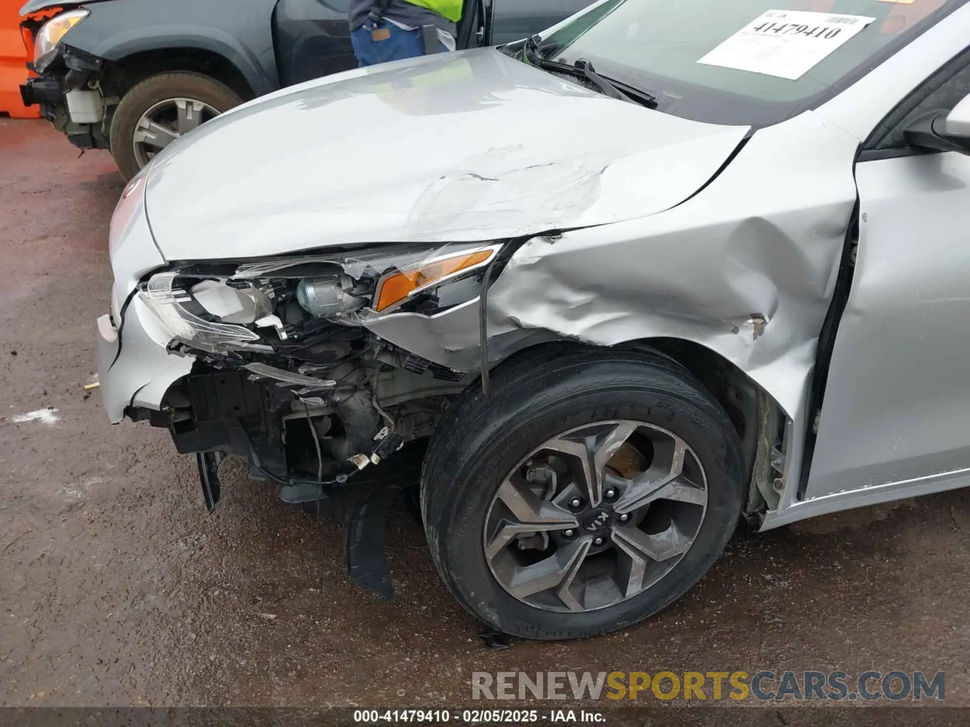 6 Photograph of a damaged car 3KPF24AD8KE075892 KIA FORTE 2019