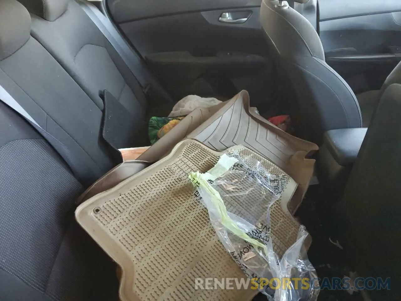 10 Photograph of a damaged car 3KPF24AD8KE078842 KIA FORTE 2019