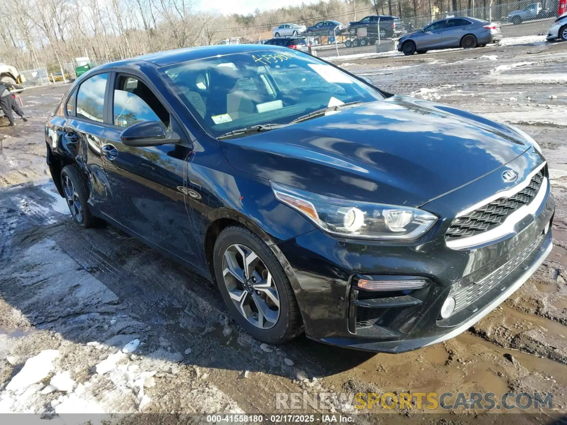 1 Photograph of a damaged car 3KPF24AD8KE102623 KIA FORTE 2019