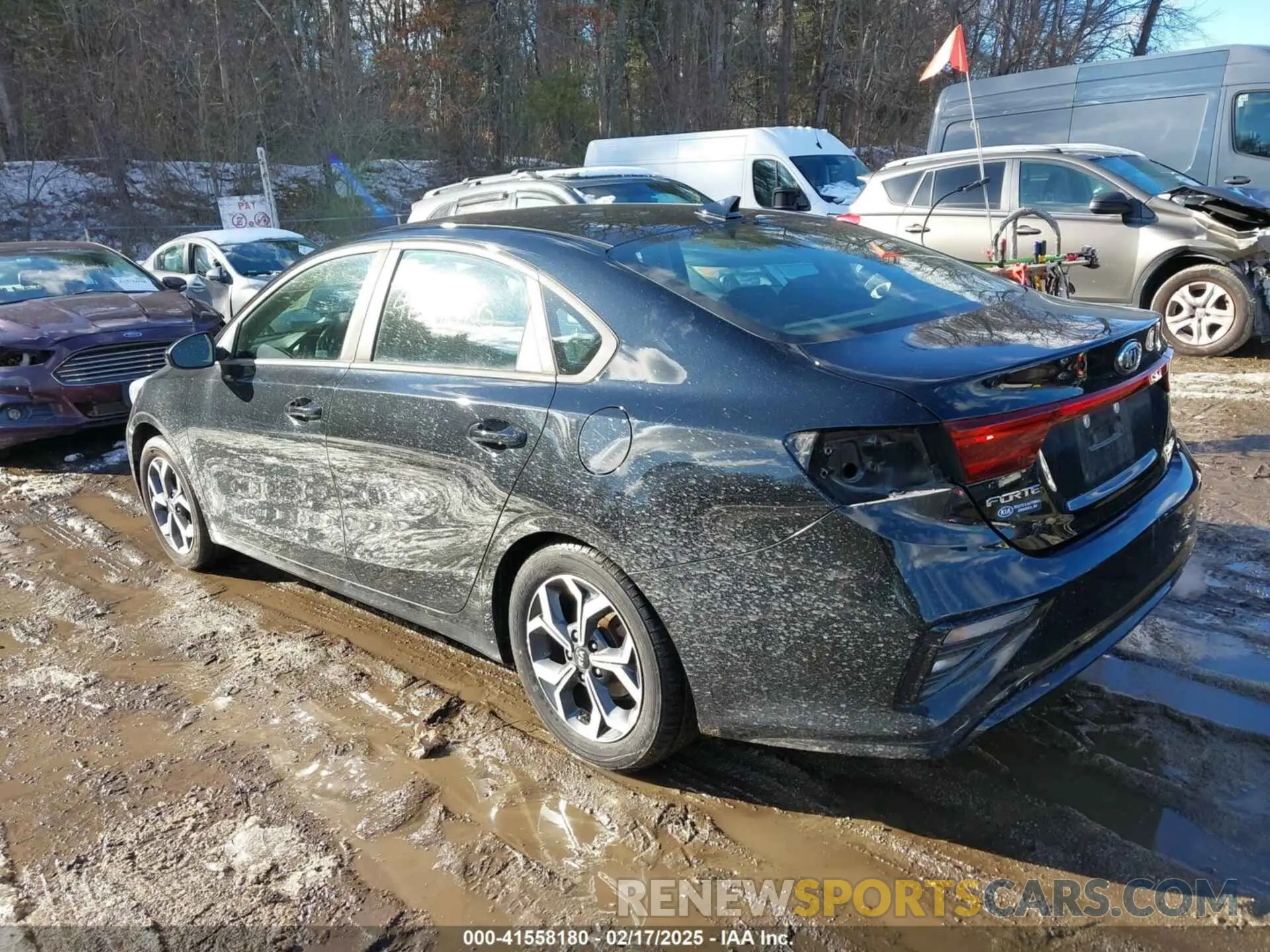 3 Photograph of a damaged car 3KPF24AD8KE102623 KIA FORTE 2019