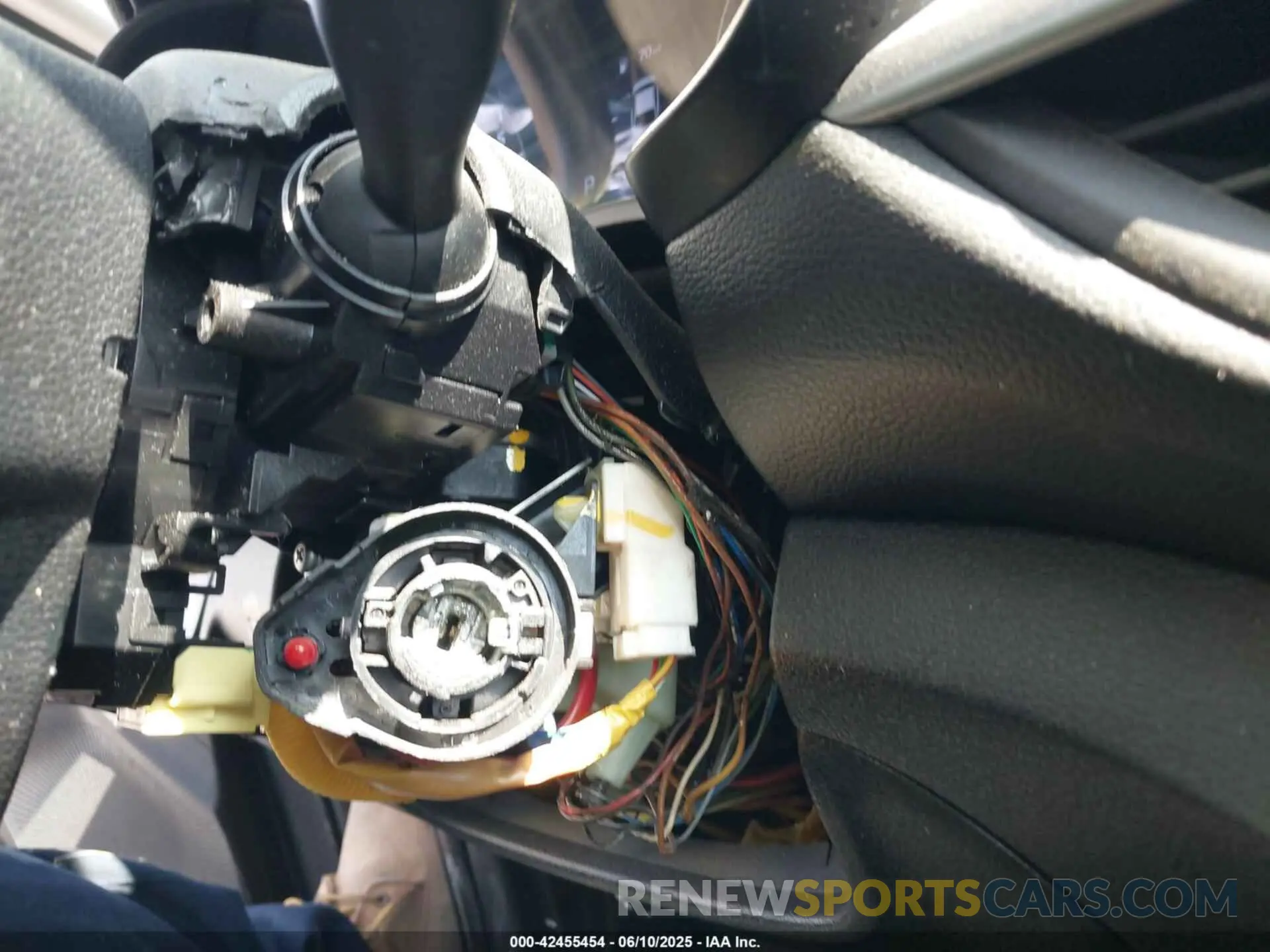 6 Photograph of a damaged car 3KPF24AD8KE104761 KIA FORTE 2019