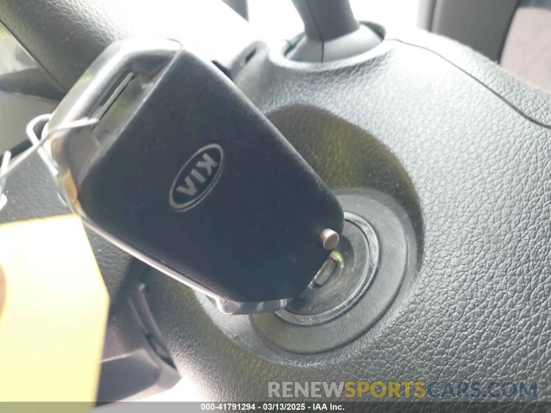 11 Фотография поврежденного автомобиля 3KPF24AD9KE033831 KIA FORTE 2019