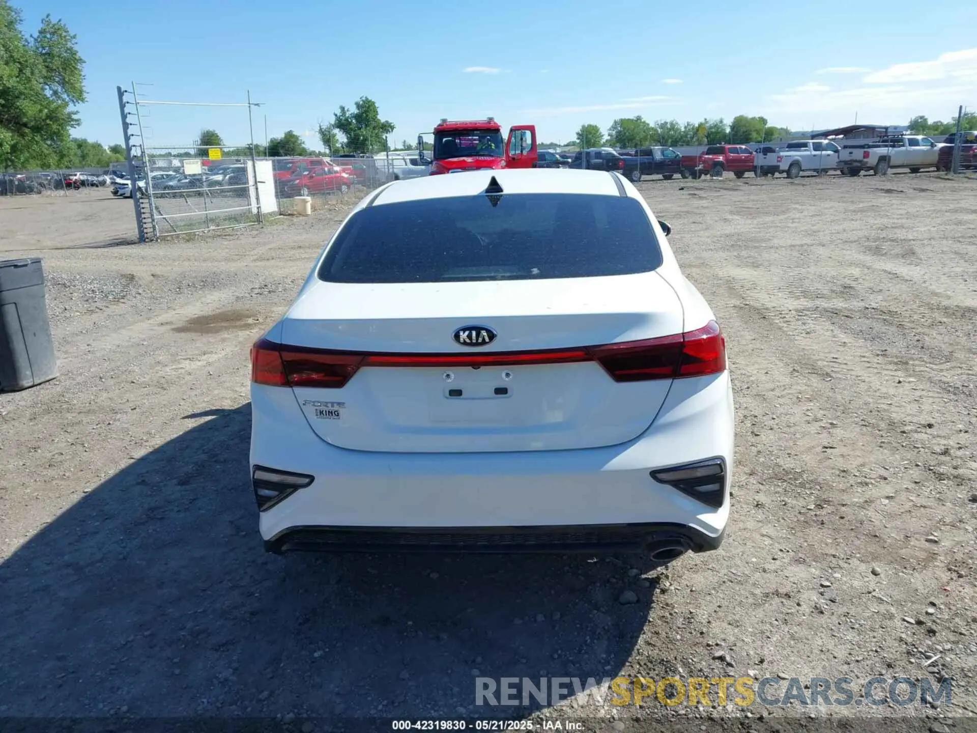 17 Фотография поврежденного автомобиля 3KPF24AD9KE037958 KIA FORTE 2019