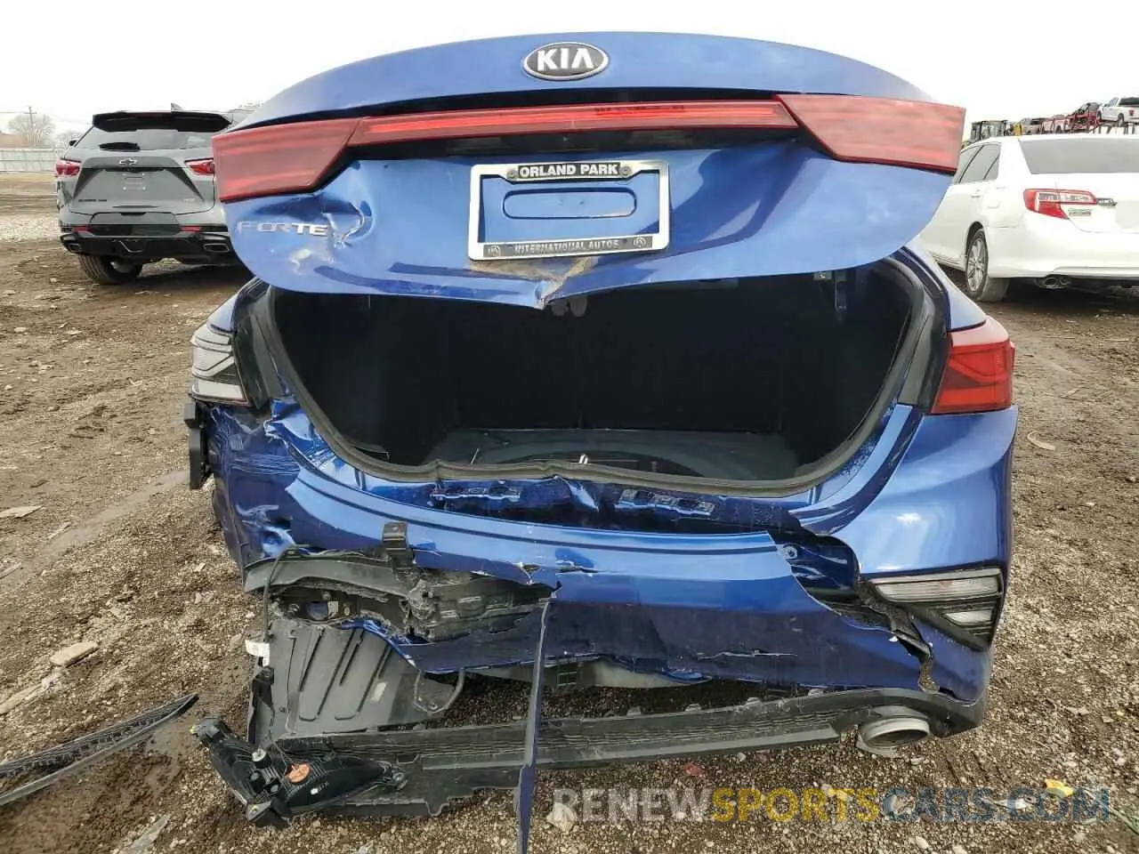 6 Фотография поврежденного автомобиля 3KPF24AD9KE052850 KIA FORTE 2019