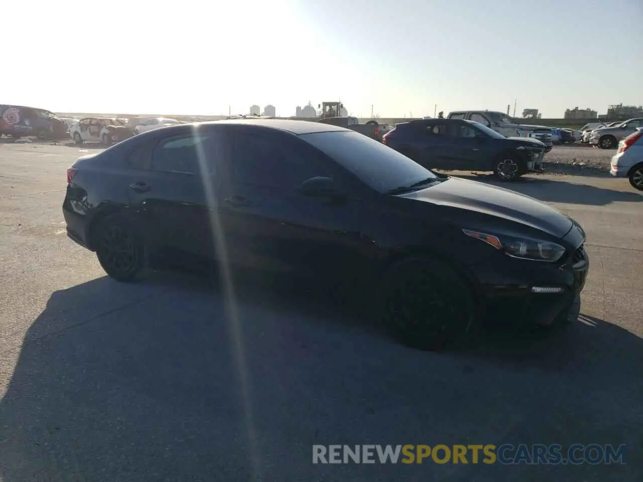 4 Photograph of a damaged car 3KPF24AD9KE105840 KIA FORTE 2019