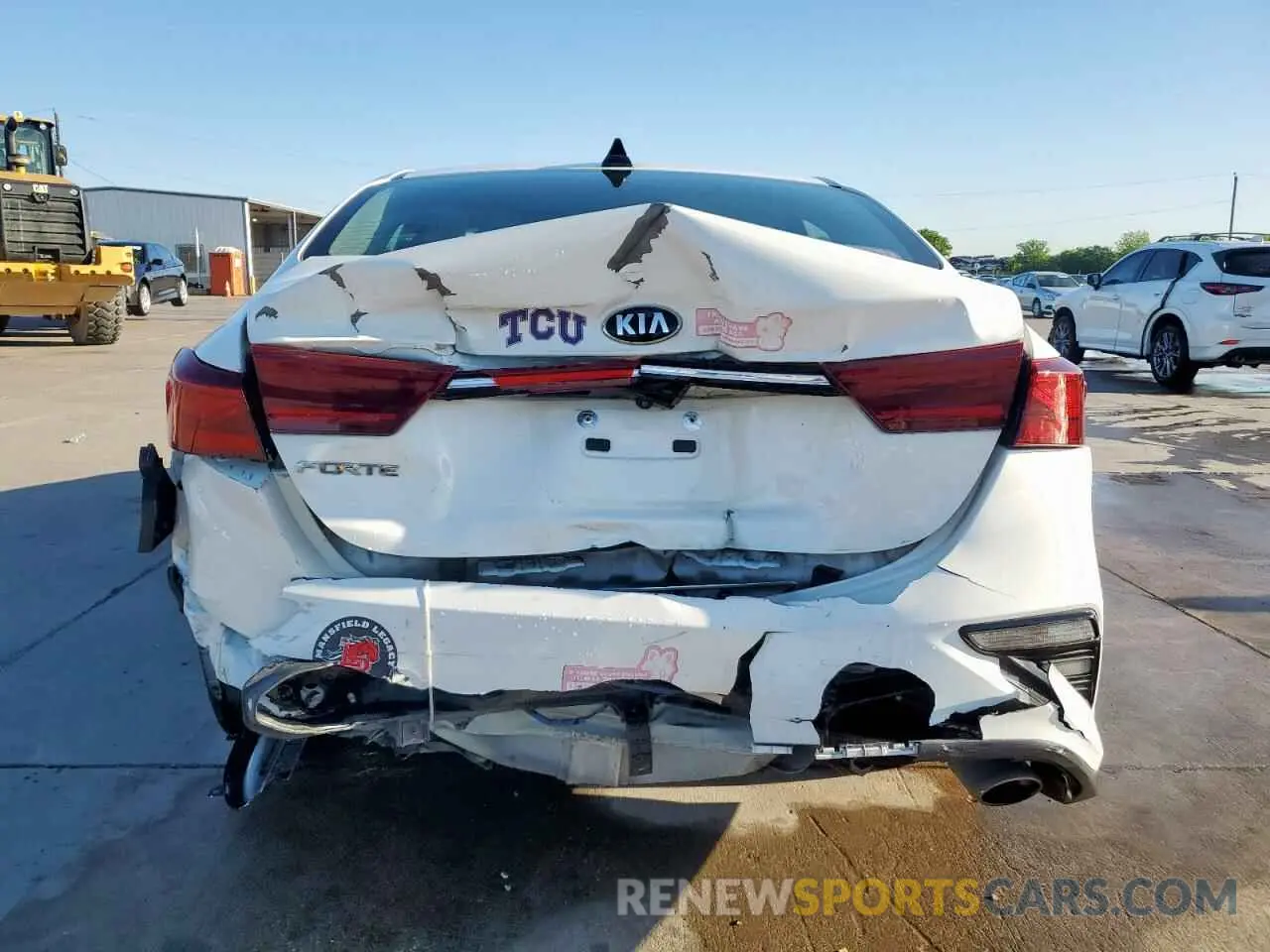6 Photograph of a damaged car 3KPF24AD9KE111637 KIA FORTE 2019