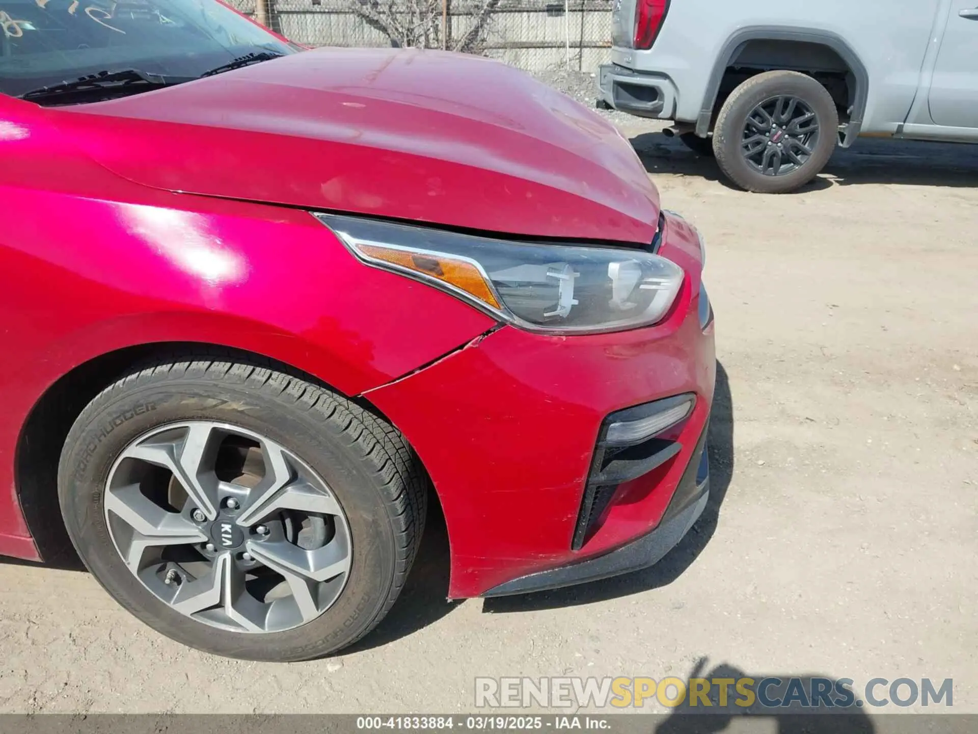 6 Фотография поврежденного автомобиля 3KPF24AD9KE126087 KIA FORTE 2019