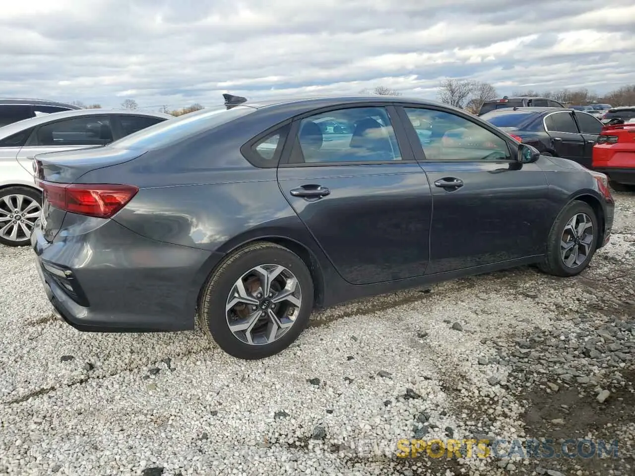 3 Photograph of a damaged car 3KPF24AD9KE131256 KIA FORTE 2019
