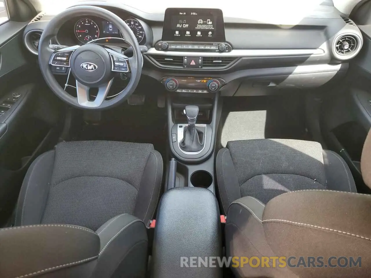 8 Фотография поврежденного автомобиля 3KPF24AD9KE139518 KIA FORTE 2019