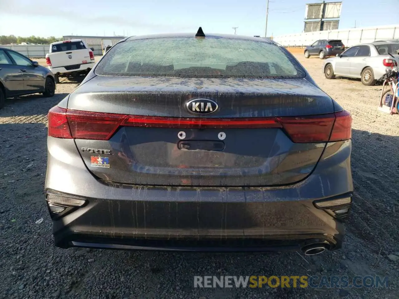 6 Photograph of a damaged car 3KPF24ADXKE103160 KIA FORTE 2019