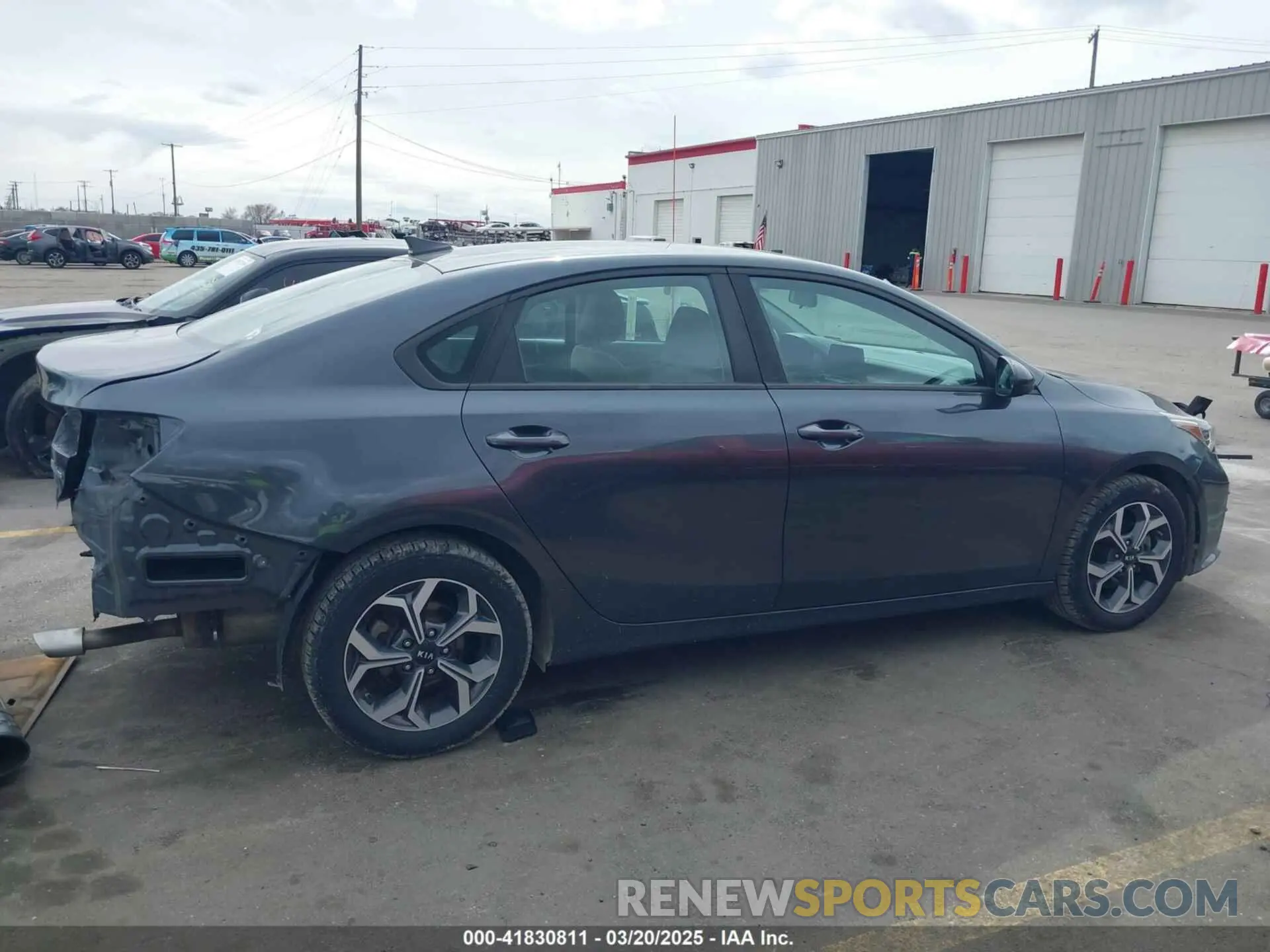 14 Photograph of a damaged car 3KPF24ADXKE122159 KIA FORTE 2019