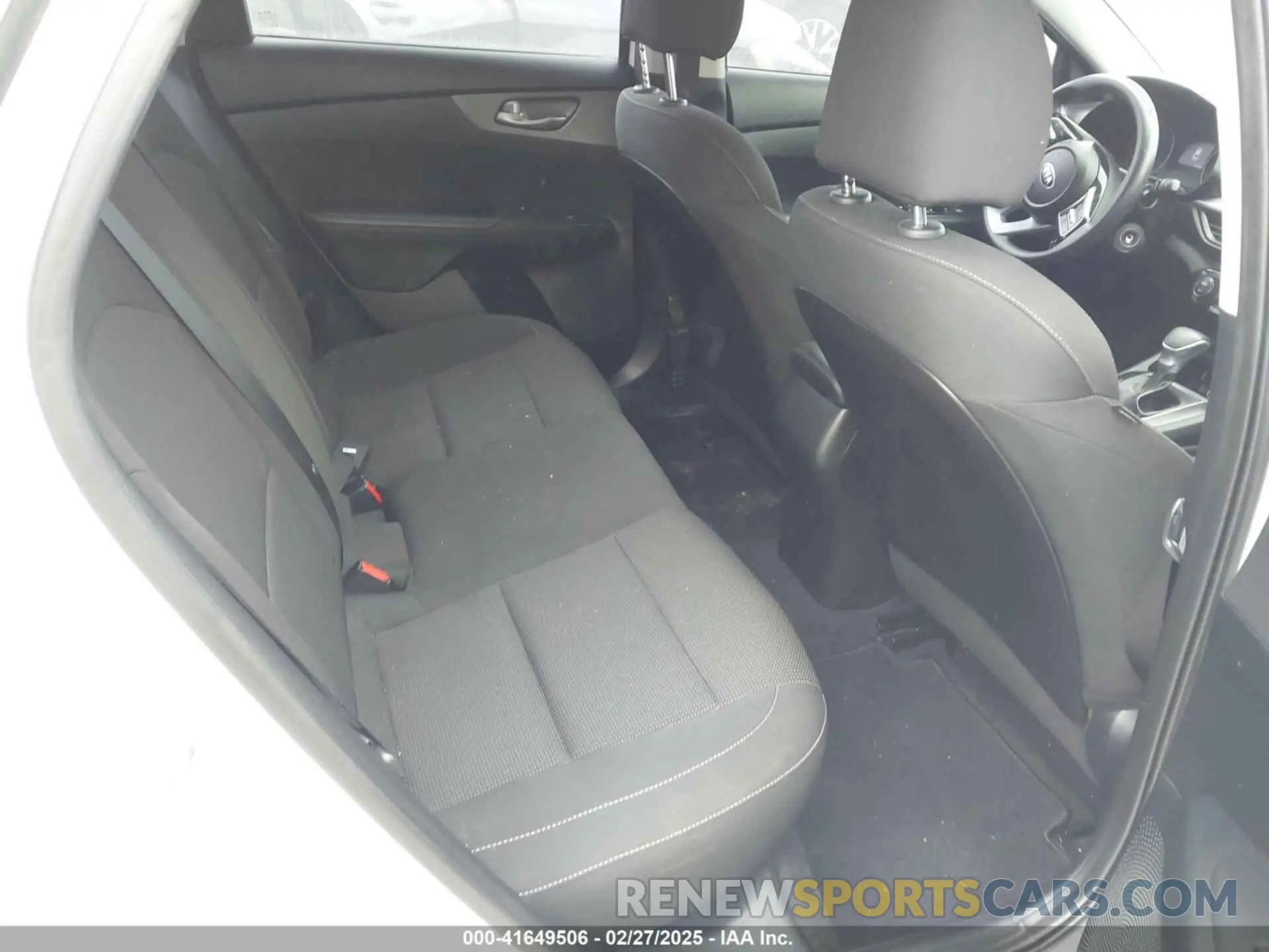 8 Фотография поврежденного автомобиля 3KPF24ADXKE127538 KIA FORTE 2019