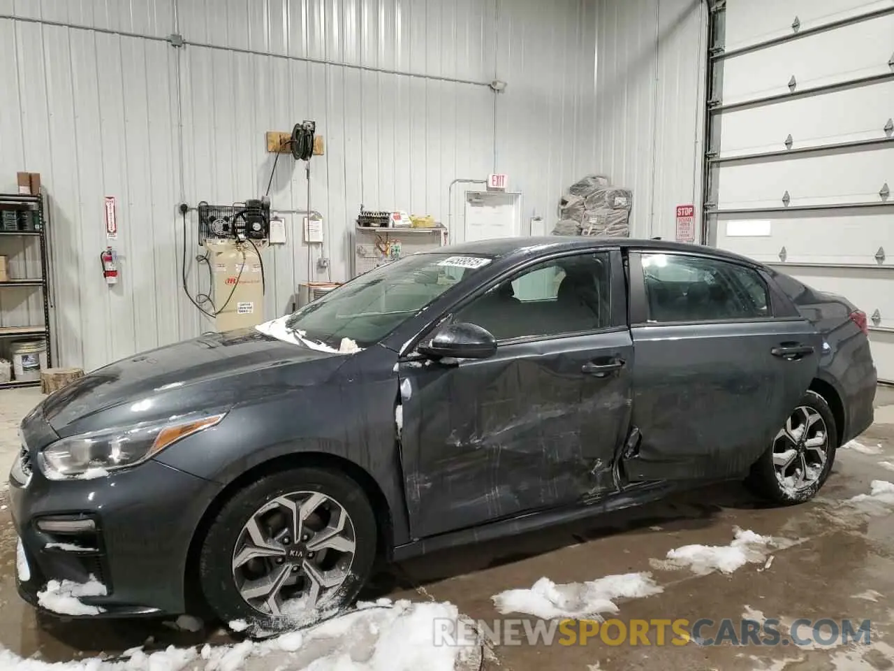 1 Photograph of a damaged car 3KPF24ADXKE136692 KIA FORTE 2019