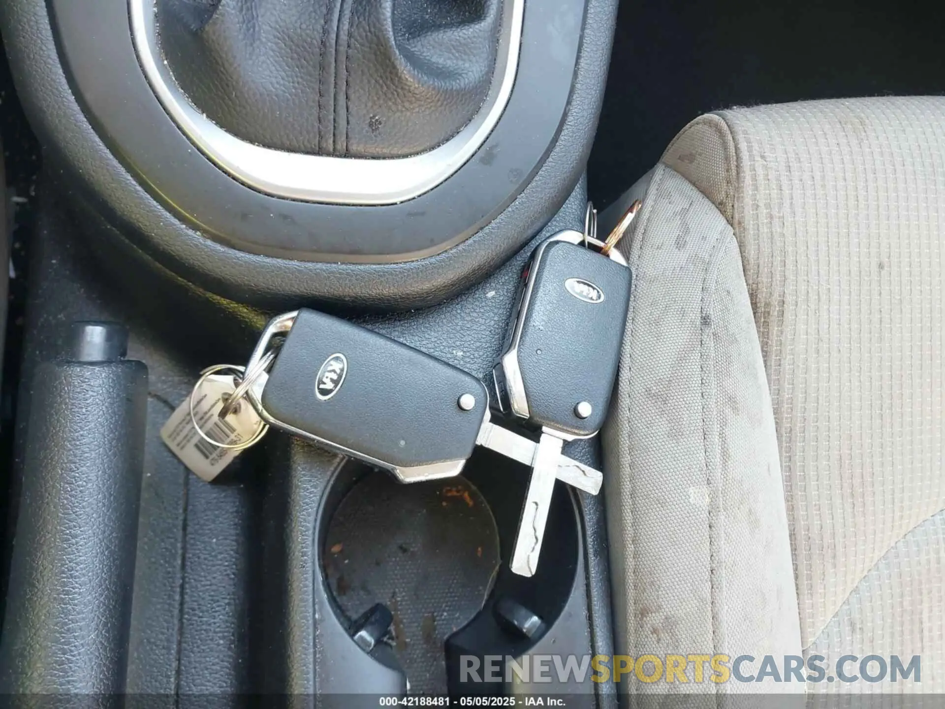 11 Photograph of a damaged car 3KPF24ADXKE139561 KIA FORTE 2019