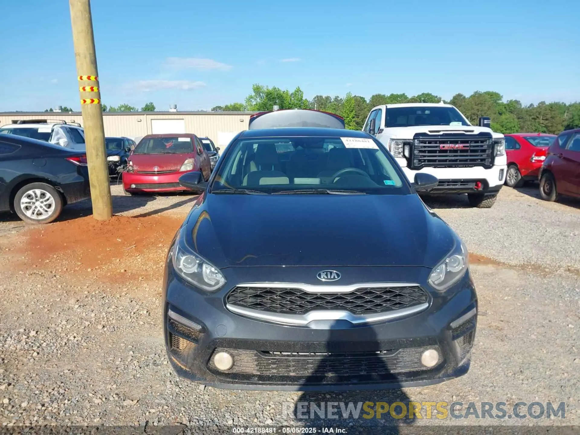 12 Photograph of a damaged car 3KPF24ADXKE139561 KIA FORTE 2019