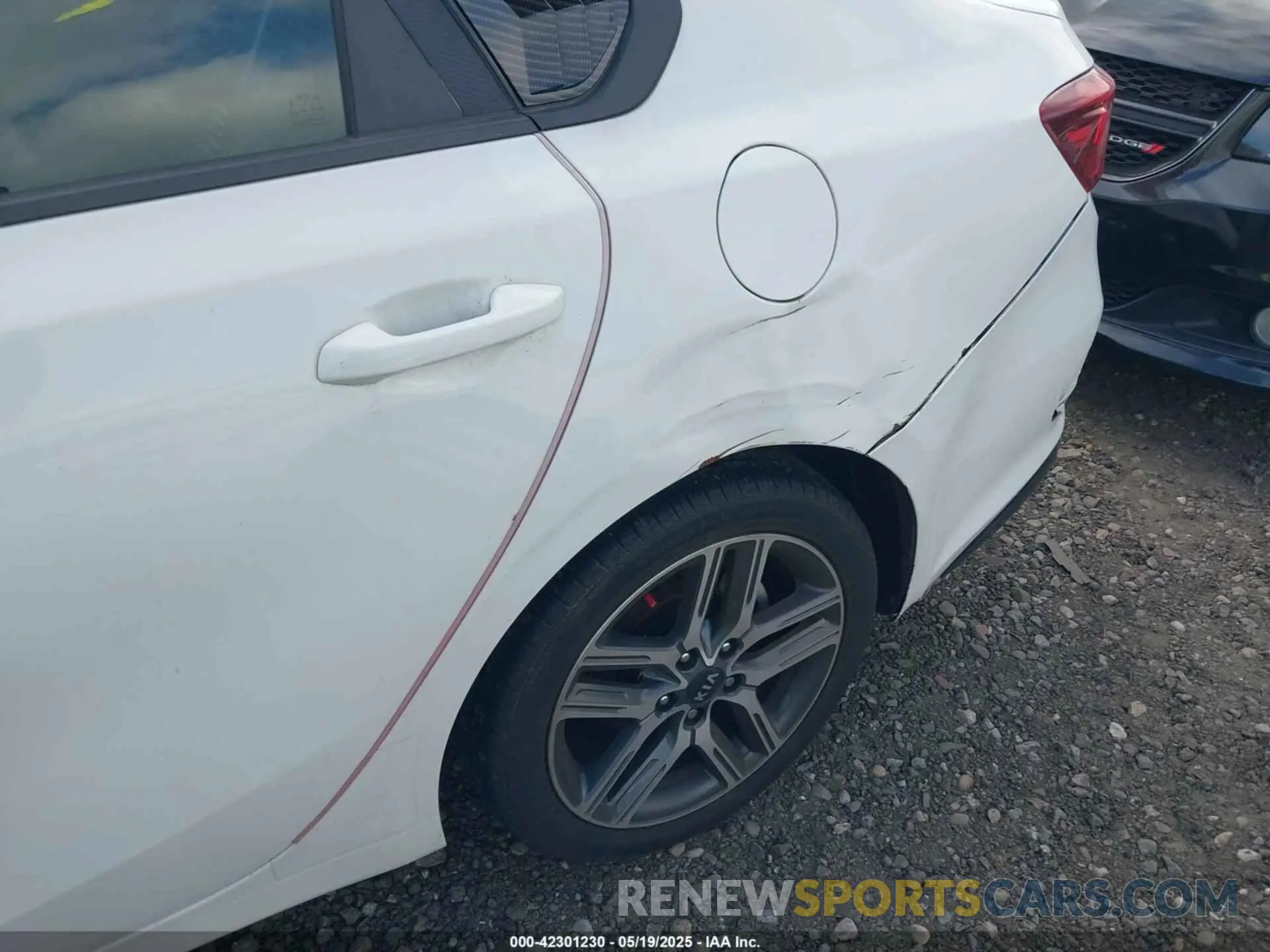 6 Фотография поврежденного автомобиля 3KPF34AD0KE027350 KIA FORTE 2019