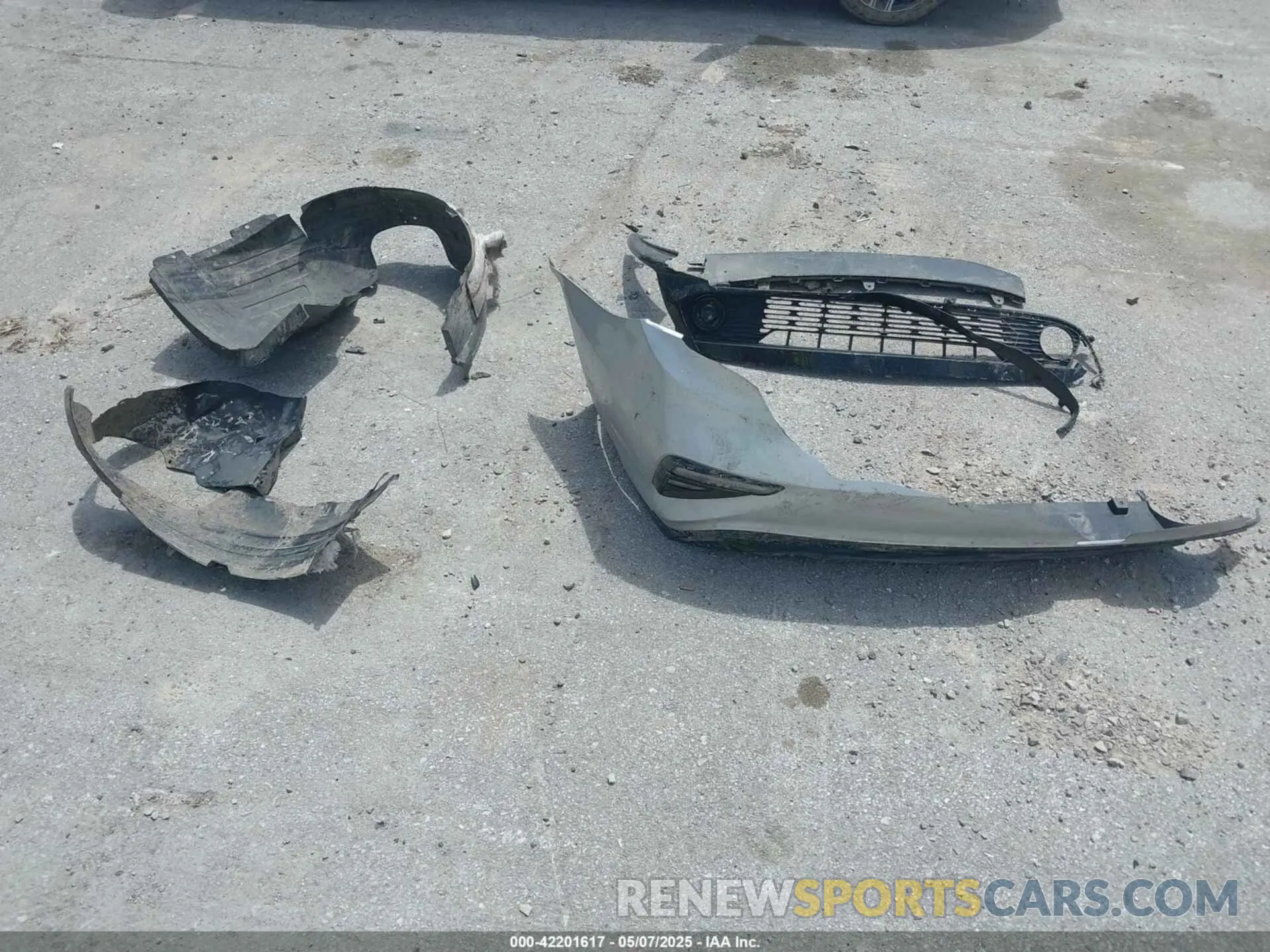 12 Photograph of a damaged car 3KPF34AD0KE042219 KIA FORTE 2019