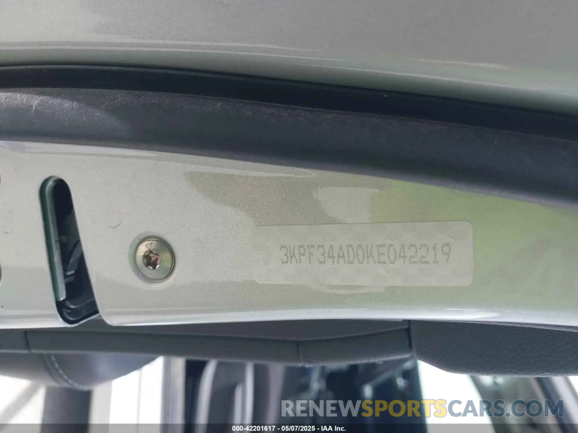 9 Photograph of a damaged car 3KPF34AD0KE042219 KIA FORTE 2019