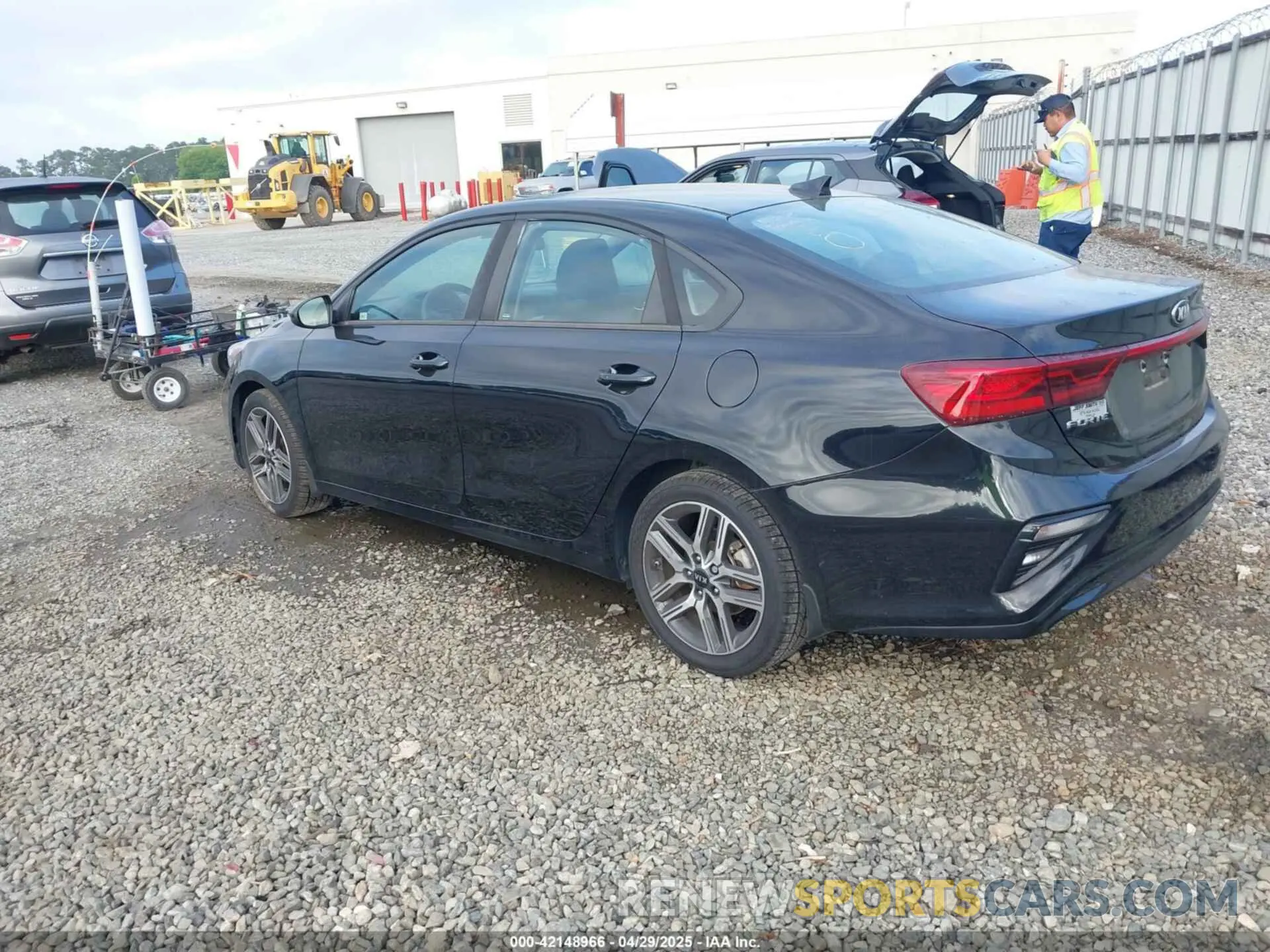 3 Фотография поврежденного автомобиля 3KPF34AD0KE110678 KIA FORTE 2019