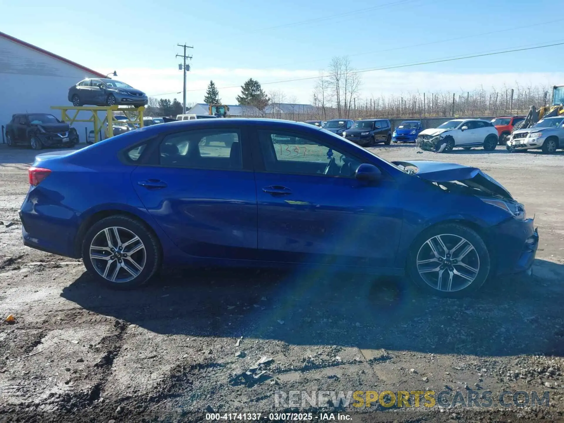 13 Photograph of a damaged car 3KPF34AD1KE021427 KIA FORTE 2019