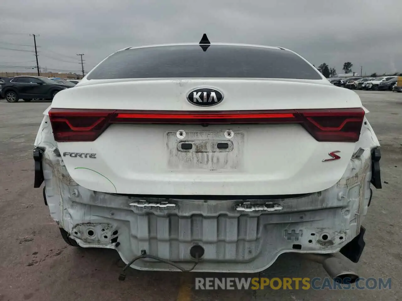 6 Photograph of a damaged car 3KPF34AD1KE044223 KIA FORTE 2019