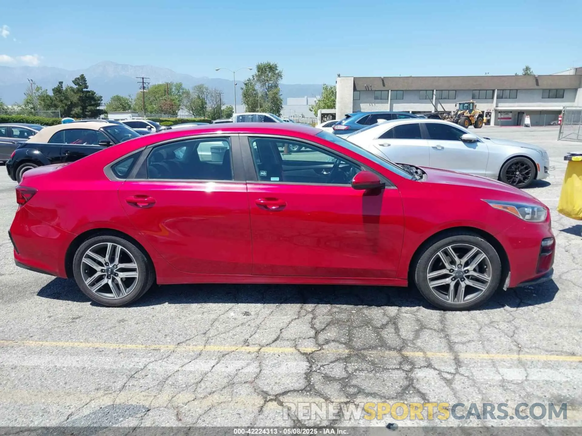 13 Photograph of a damaged car 3KPF34AD1KE068201 KIA FORTE 2019