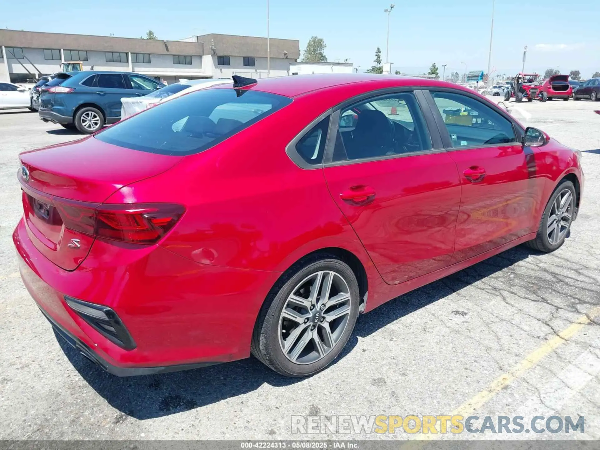 4 Photograph of a damaged car 3KPF34AD1KE068201 KIA FORTE 2019