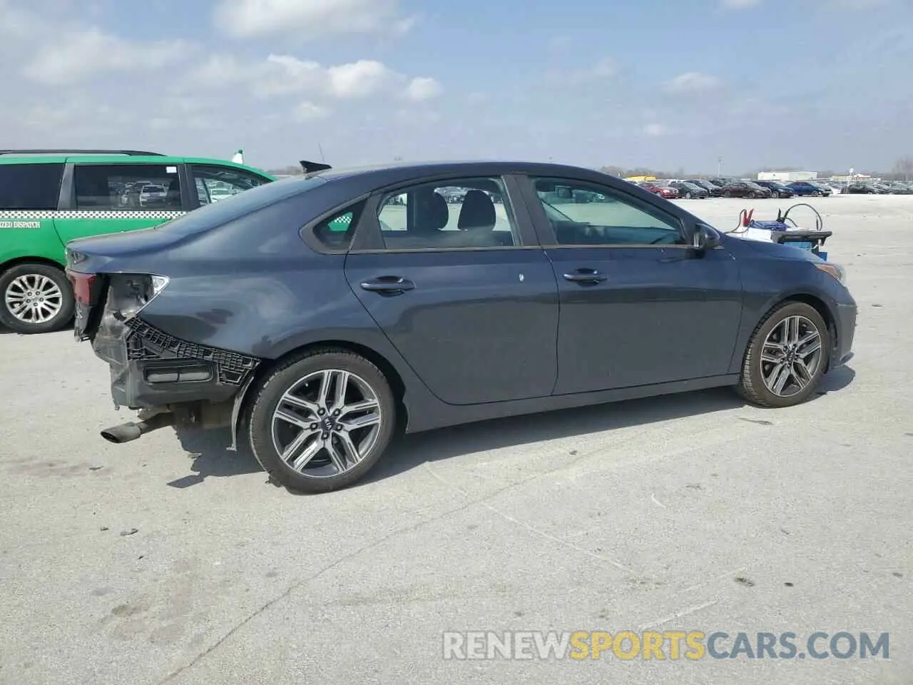 3 Фотография поврежденного автомобиля 3KPF34AD1KE120586 KIA FORTE 2019